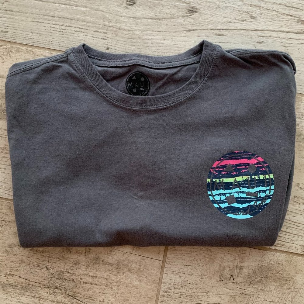 Maui & Sons Grey Crewneck Smiley Face T-shirt - Size M
